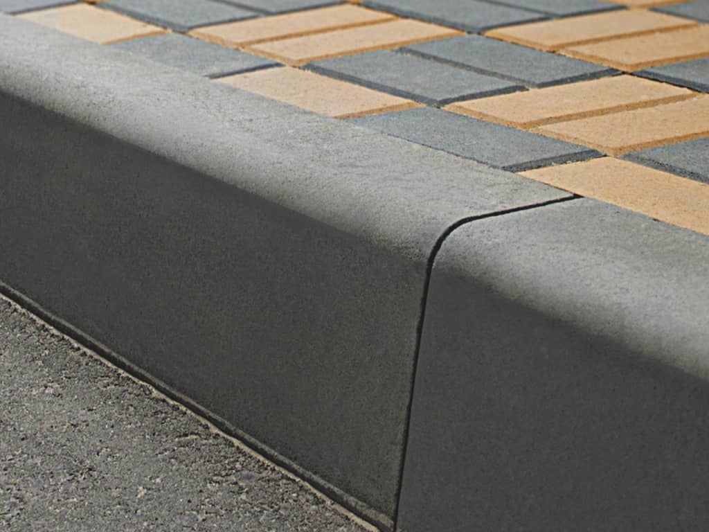 Продажа дорожного бордюра в Коммунаре